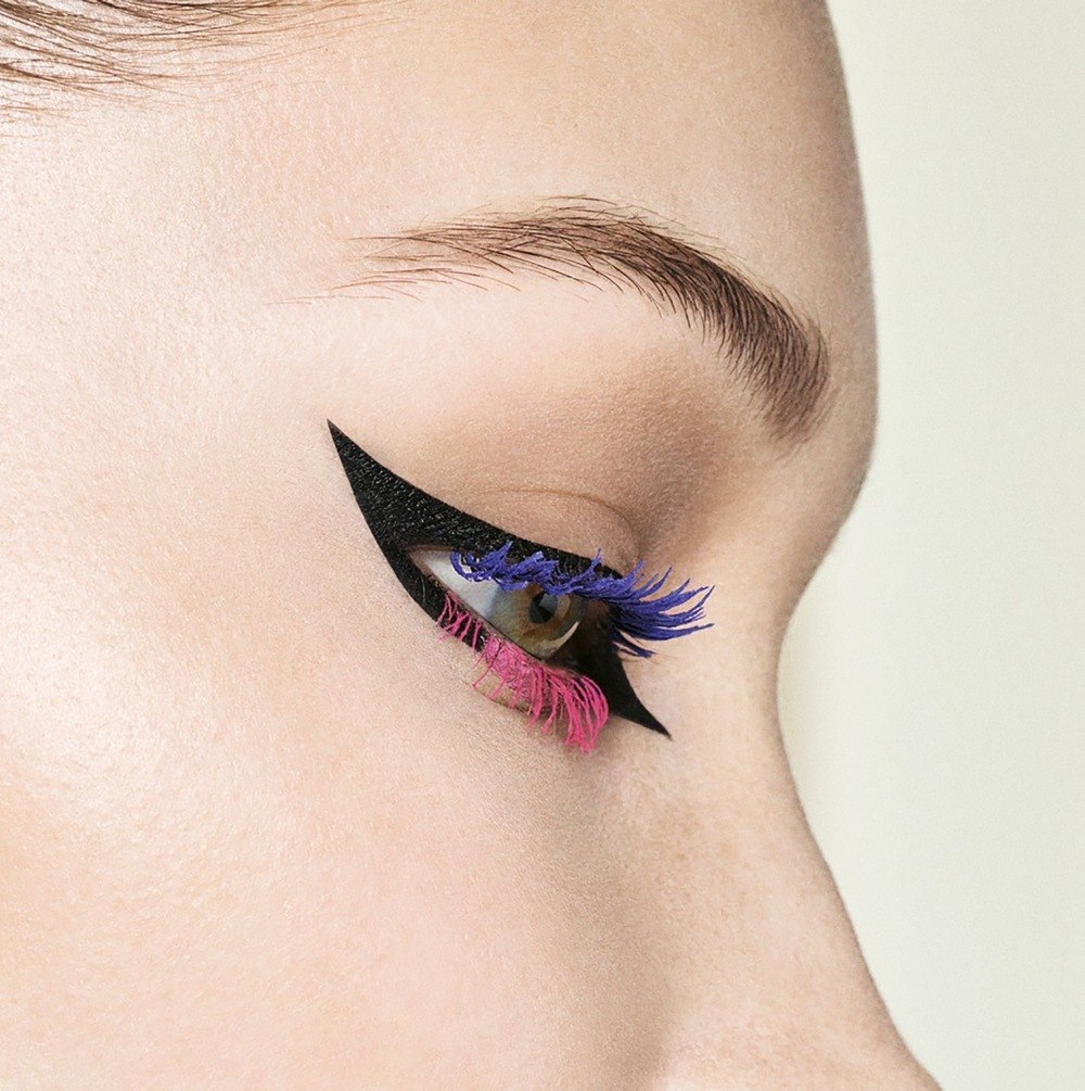 imagen 3 de Los espectaculares ojos de Dior son los de Bella Hadid.