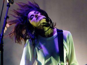 Theresa Wayman, alias TT, de Warpaint, estrena single y vídeo.