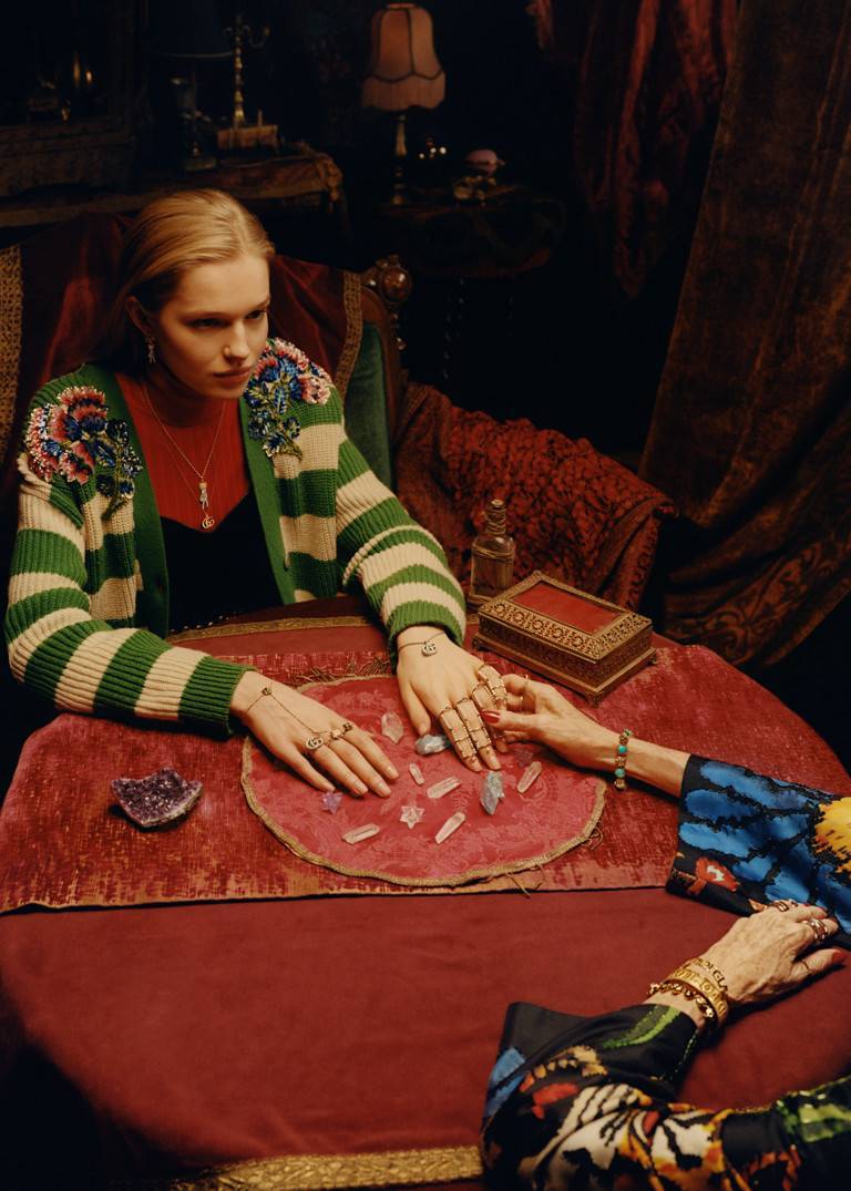 imagen 4 de Gucci desvela, entre joyas, que Tippi Hedren es una bruja…
