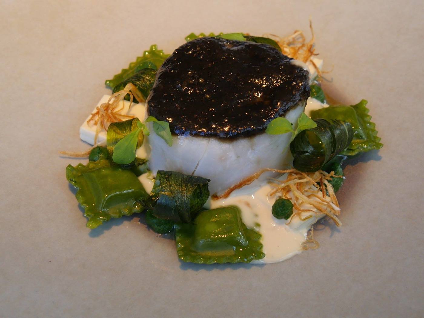imagen 10 de Petrossian inaugura el mejor resturante francés para comer caviar.