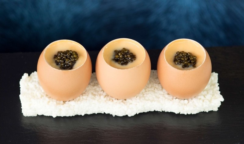 imagen 5 de Petrossian inaugura el mejor resturante francés para comer caviar.