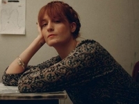 Resuena de nuevo la impresionante música de Florence + The Machine.
