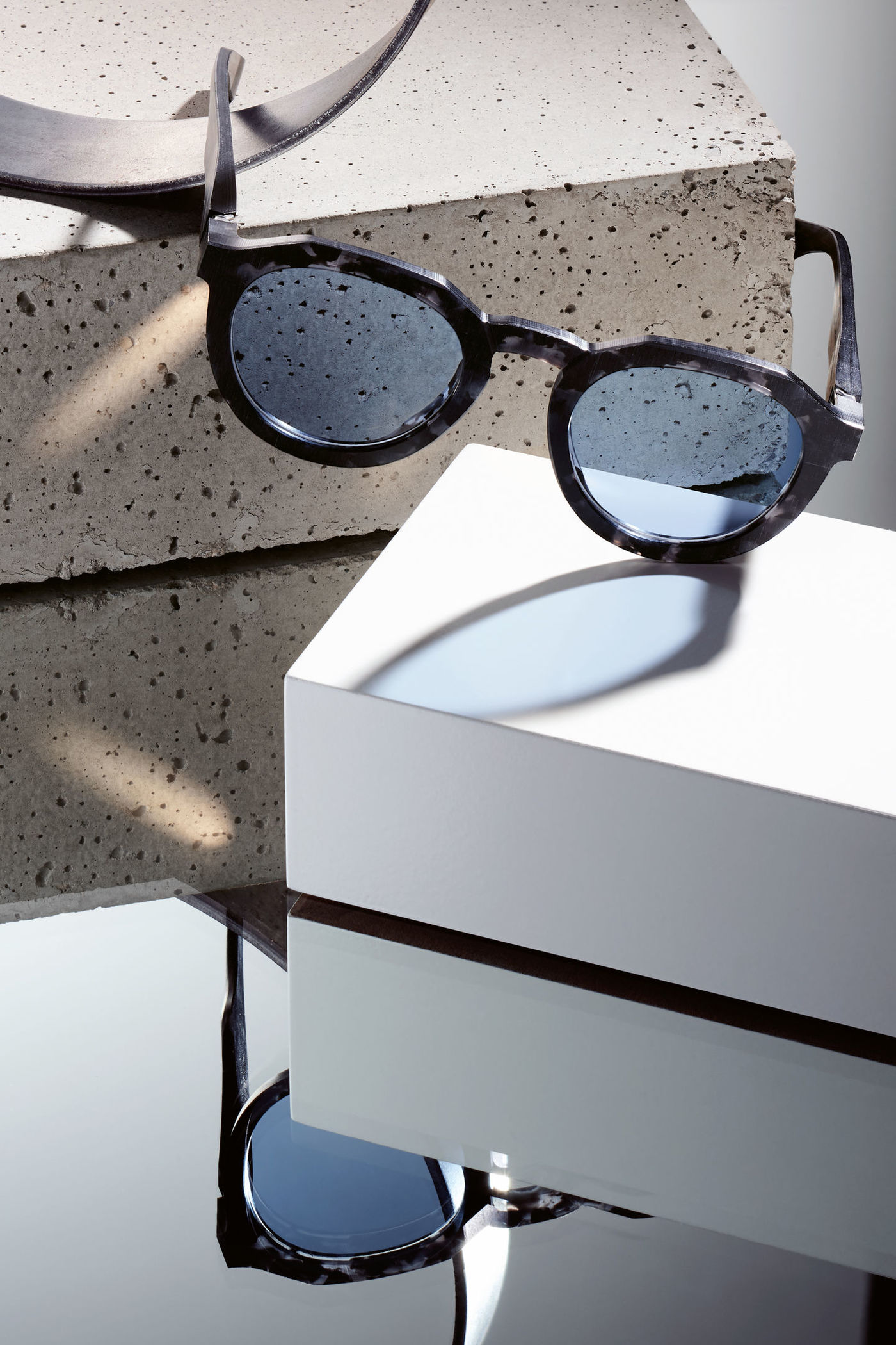 imagen 9 de Mikyta + Maison Margiela: gafas de sol de vanguardia vintage.