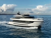 Isa Yachts presenta tres nuevos yates Extra-ordinarios.