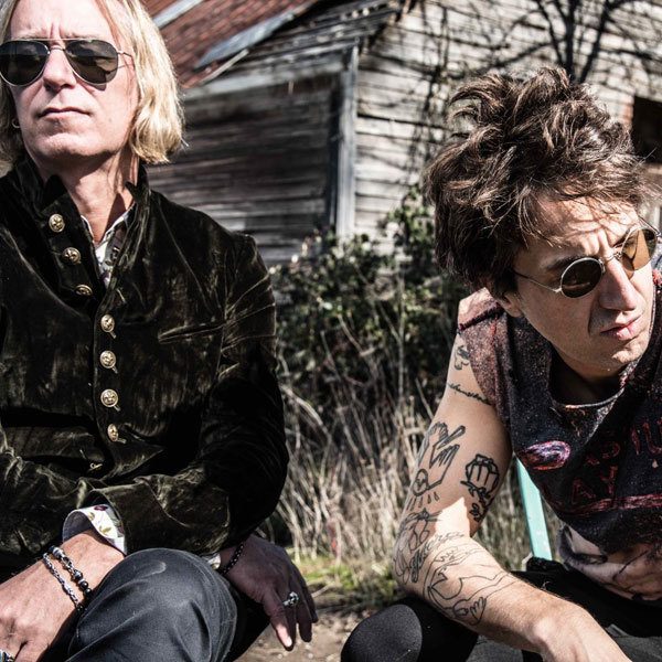 imagen 5 de Arthur Buck es el nuevo proyecto del ex miembro de R.E.M. Peter Buck.