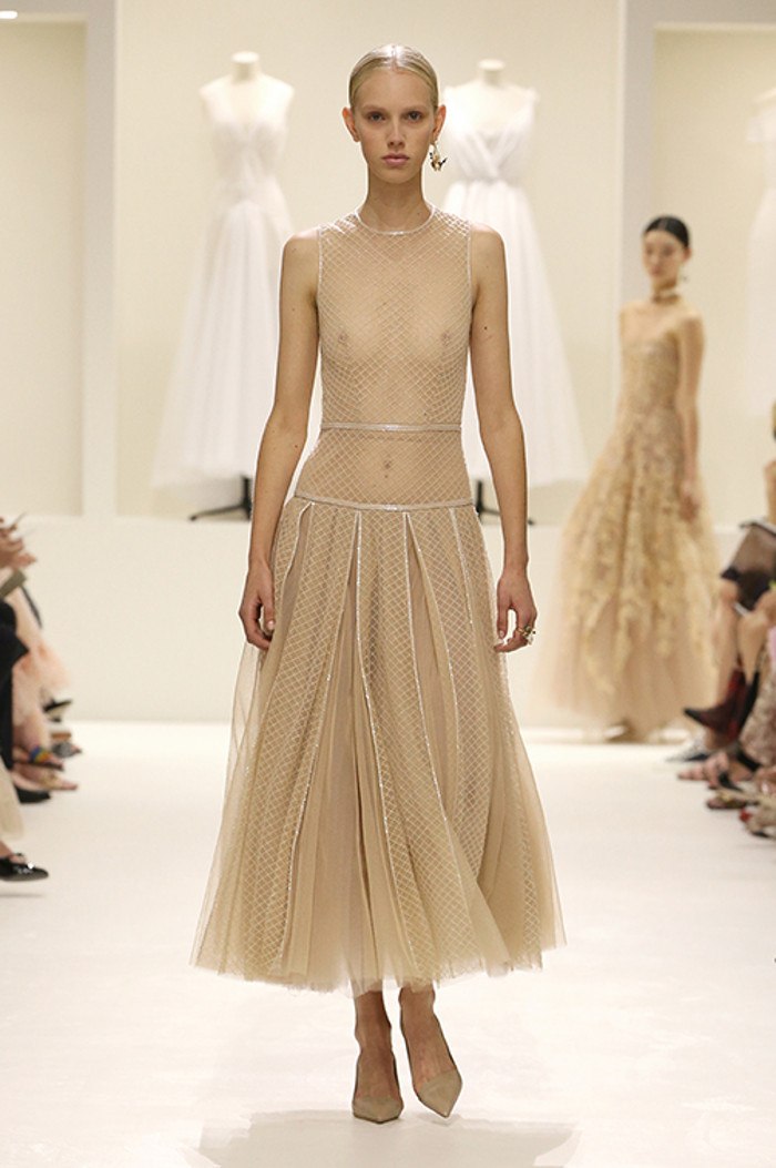 imagen 12 de Dior Haute Couture: lo etéreo, lo delicado, lo Dior.