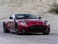 El nuevo Aston Martin DBS Superleggera llegará en 2019.