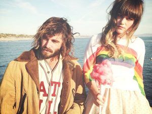 Este es el último vídeo del dúo australiano Angus And Julia Stone.