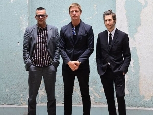 Interpol publica el video de “The Rover”.