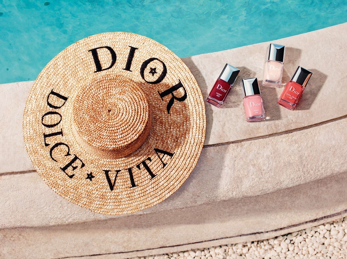 imagen 4 de La Dolce Vita de verano y Dior.