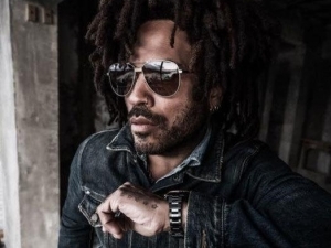 Lenny Kravitz sigue adelantando canciones de su próximo álbum.