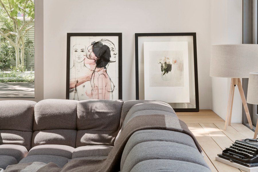 imagen 4 de Los cuerpos y las flores de Antonio López.