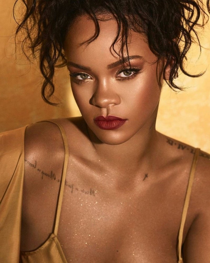 imagen 4 de Rihanna y su maquillaje especiado en Marruecos.