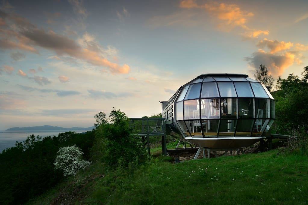 imagen 3 de Una escapada romántica a una casa diminuta en las tierras altas escocesas.