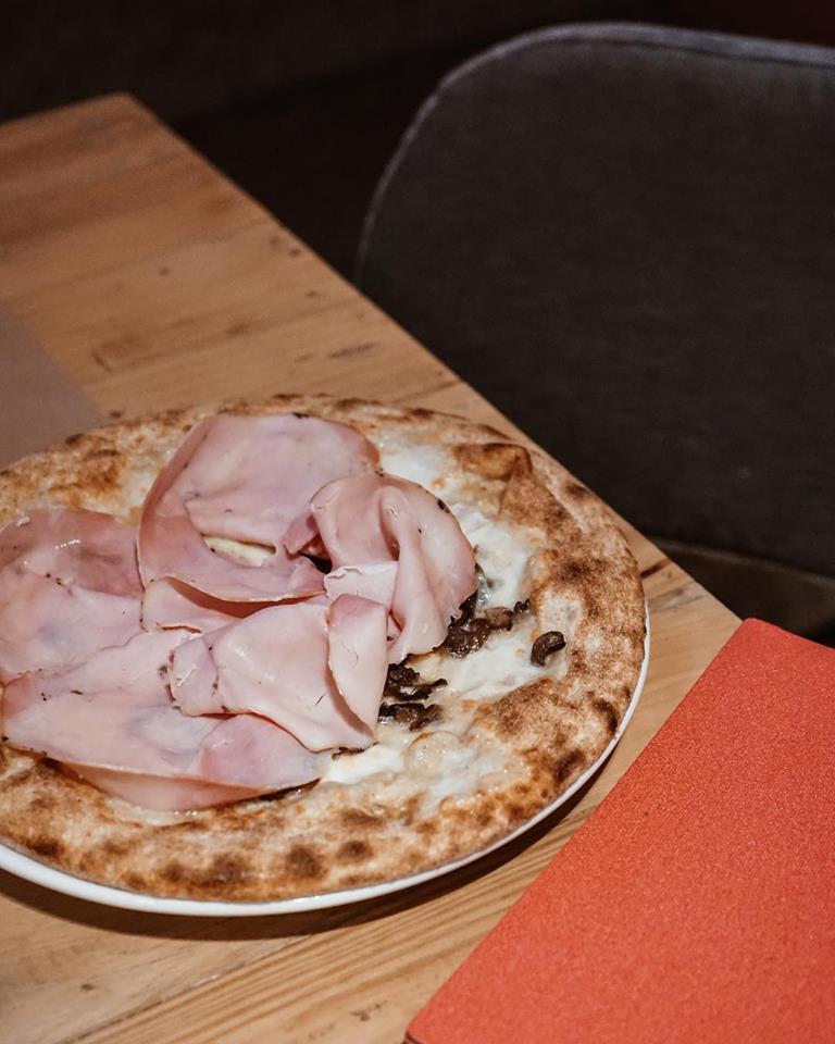 imagen 8 de Araldo: la mejor pizza de Italia ahora se sirve en Madrid.