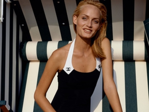 Las mejores tops mundiales fotografiadas por Karl Lagerfeld para Chanel.