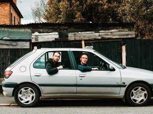 Nana Rogues estrella invitada en el nuevo single de Honne.