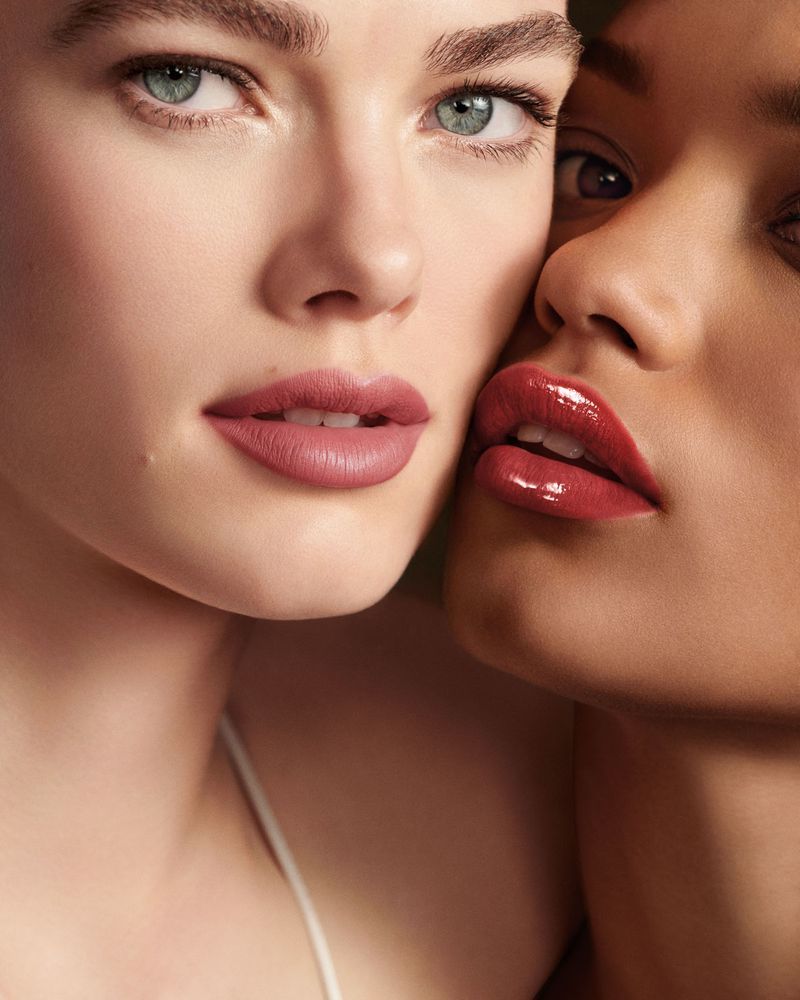 imagen 5 de Luxe Matte Lip Color: labios que incitan al beso.