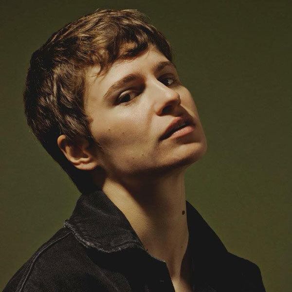 imagen 4 de Nuevo video de Christine And The Queens y salida de su disco.