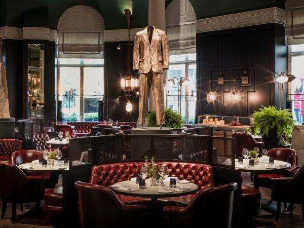 Tom Kerridge, un chef con Estrella Michelin, abre su primer restaurante en Londres.