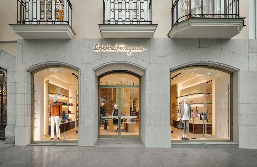 imagen 5 de Visitamos la renovada tienda de Ferragamo en Madrid.