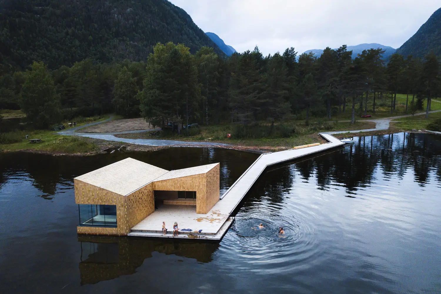 imagen 2 de La sauna más espectacular del mundo está en Noruega.