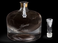 El vino de Oporto más caro del mundo viste un Lalique.