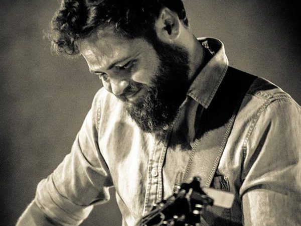 Passenger estrena un retro-vídeo grabado desde las cumbres.