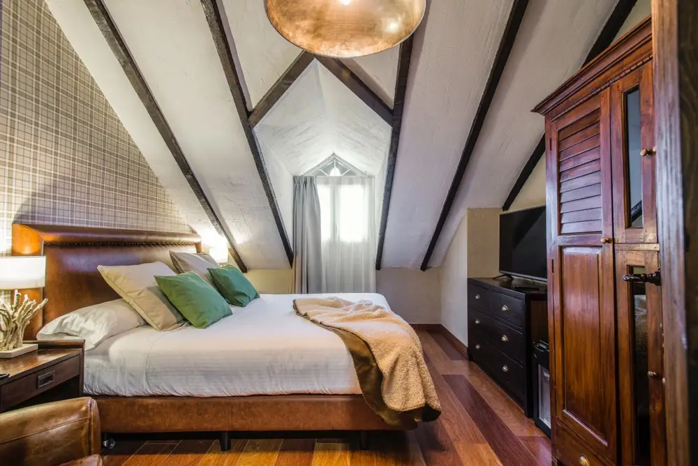 imagen 18 de Sierra Nevada se viste de nieve y el Vincci Selección Rumaykiyya 5* inaugura su temporada de esquí.