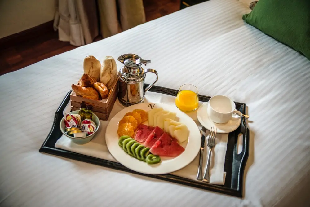 imagen 15 de Sierra Nevada se viste de nieve y el Vincci Selección Rumaykiyya 5* inaugura su temporada de esquí.