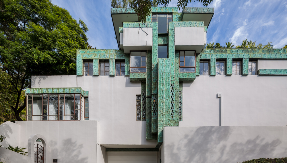 imagen 1 de Se vende una casa centenaria, de diseño y vanguardista en Los Feliz, California.