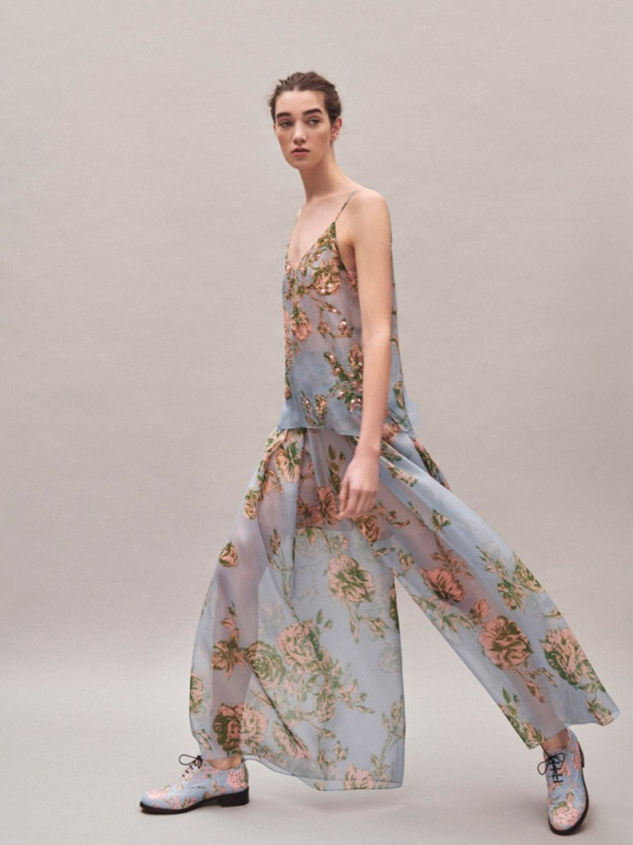 imagen 9 de DelPozo y su «Brisa Floral» para la colección Prefall 2019.