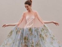 DelPozo y su «Brisa Floral» para la colección Prefall 2019.