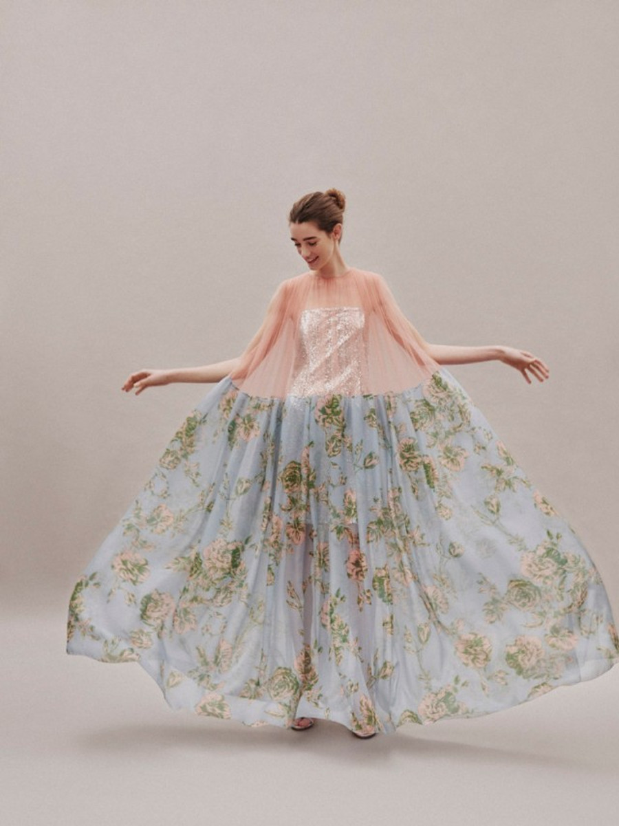 imagen 10 de DelPozo y su «Brisa Floral» para la colección Prefall 2019.