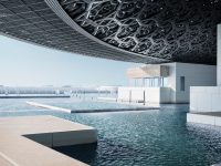 El Louvre de Abu Dhabi: geometría y luz en el corazón del golfo Pérsico.