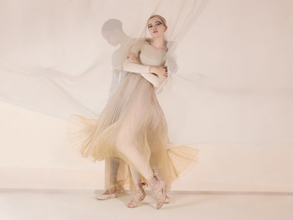 La elegancia de la danza y Dior. 9