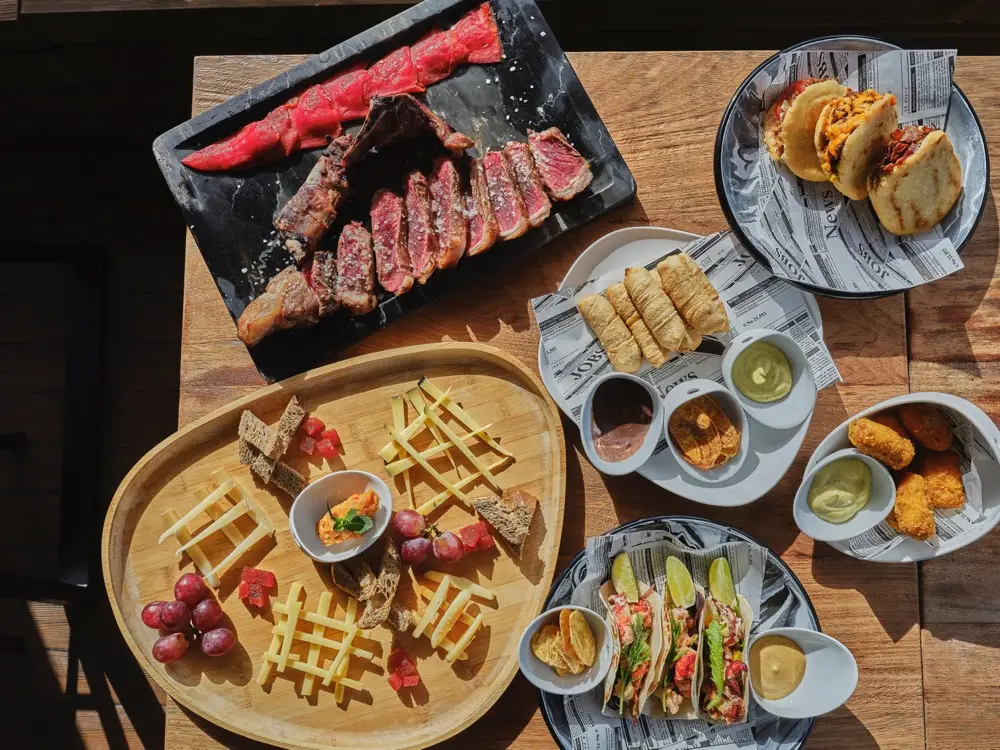 imagen 11 de Lunes de terraza de invierno y afterwork en Doñaluz.