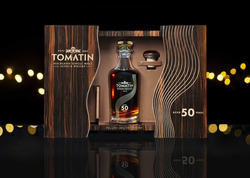 imagen 1 de Tomatin 50 Year Old, un whisky para unas bodas de oro.