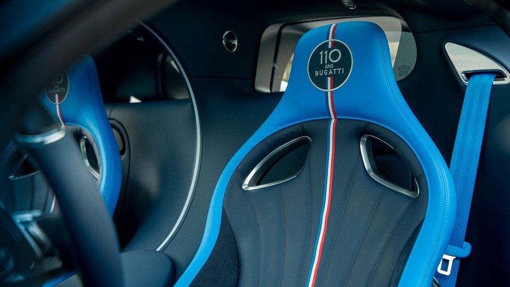imagen 8 de Bugatti cumple 110 años y lo celebra con un espectacular Chiron sport.
