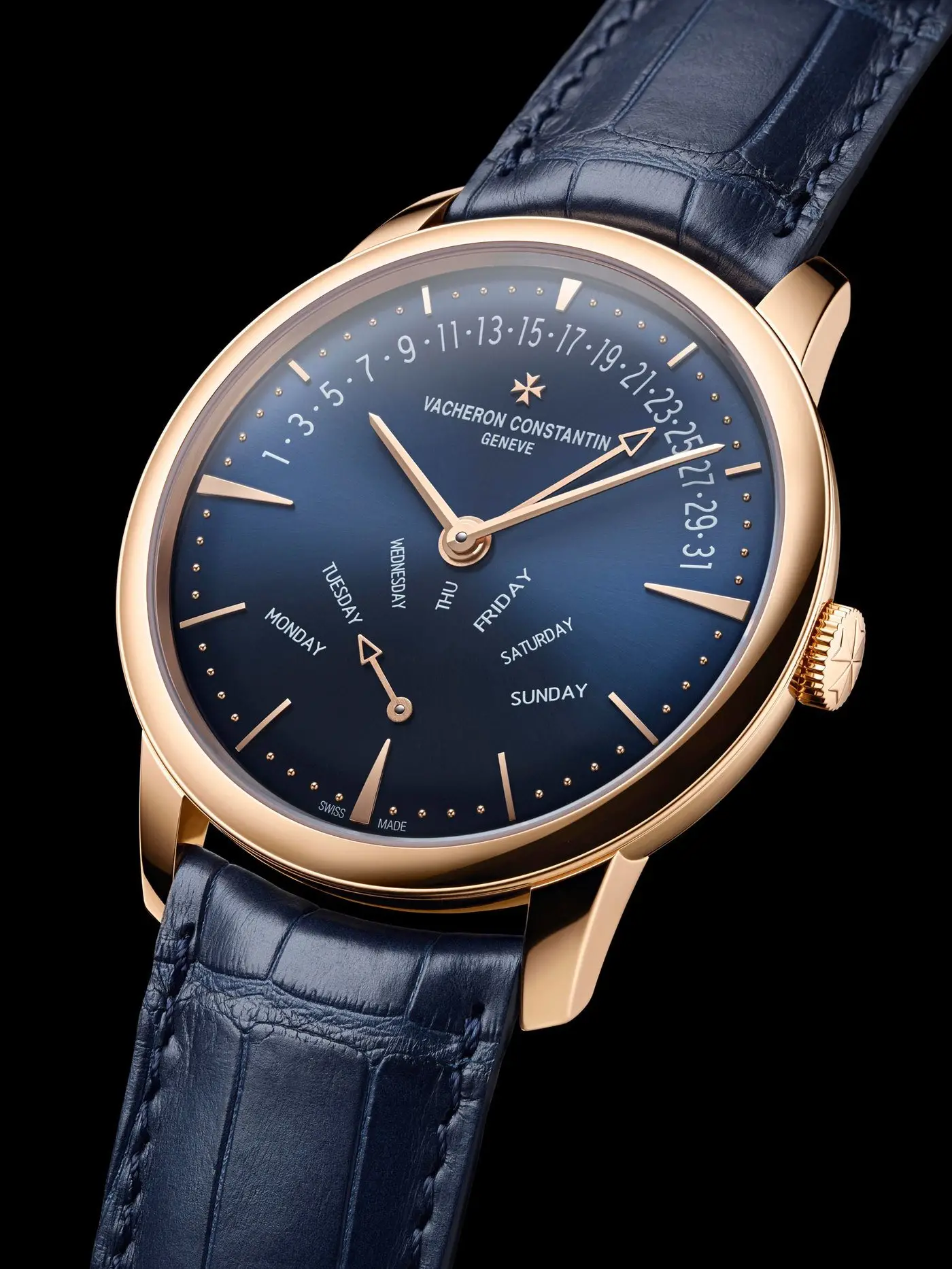 imagen 2 de El icónico reloj de Vacheron Constantin, el Patrimony Retrograde Day-Date, con esfera azul.