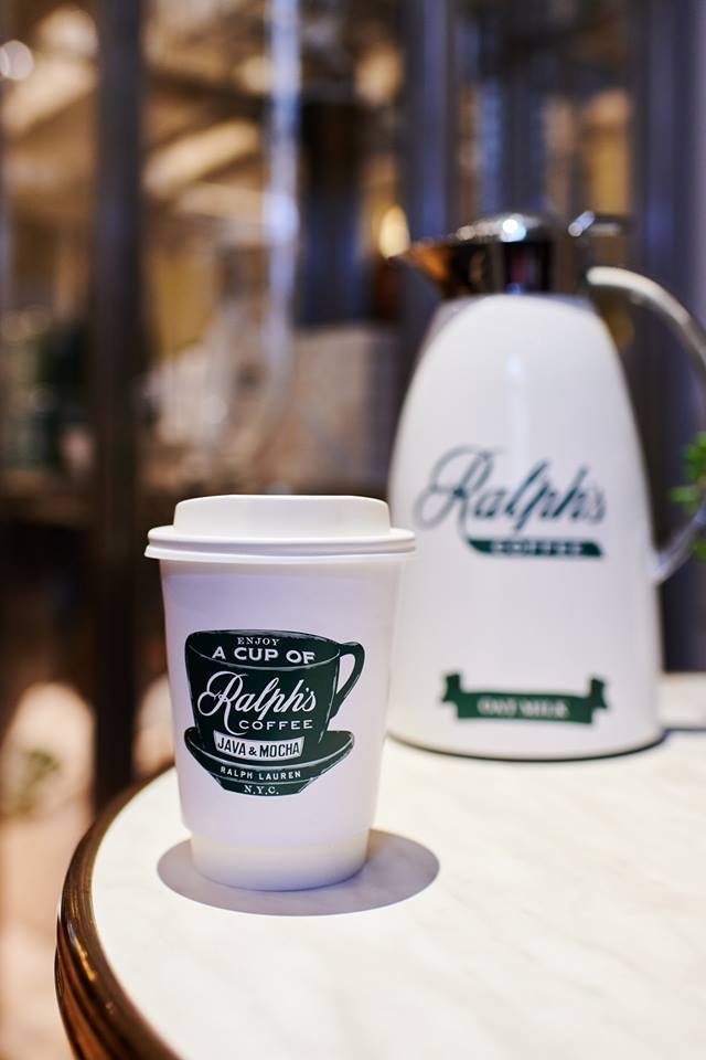 imagen 3 de Ralph Lauren inagura un pop up café en París.