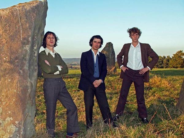 Fat White Family comparte un divertido video inspirado en los Monty Python.