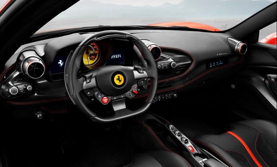 imagen 5 de Ferrari F8 Tributo, la nueva berlinetta del Cavallino Rampante se presenta hoy en Ginebra.