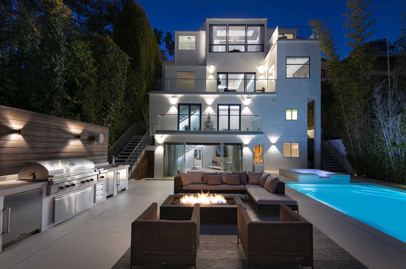 imagen 19 de Mel B vende su casa en West Hollywood por casi 6 millones de euros.