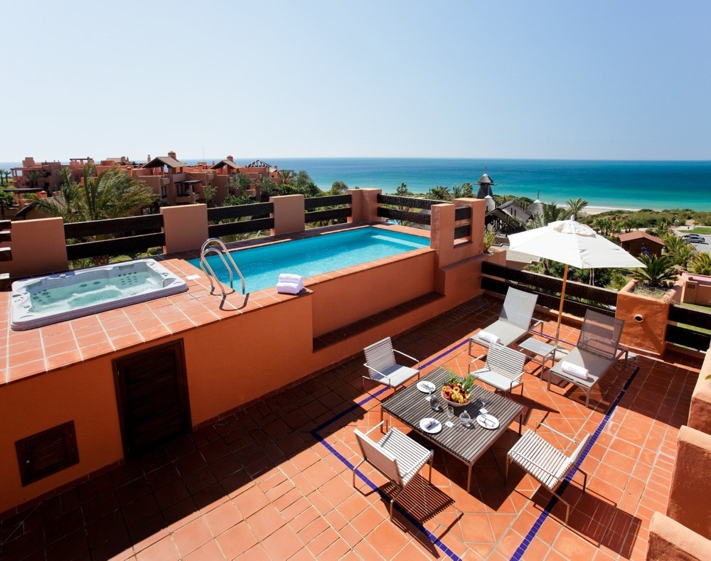 imagen 4 de Suites BBQ Butler, una experiencia como no imaginas con vistas a las playas de Cádiz.