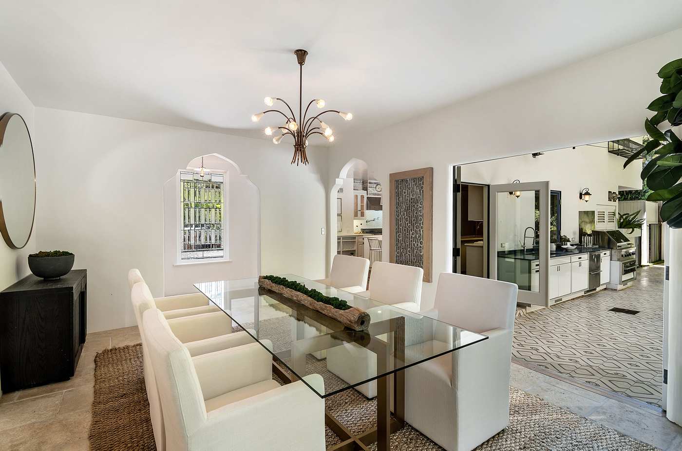 imagen 7 de Jessica Alba vende su casa de soltera en Beverly Hills.