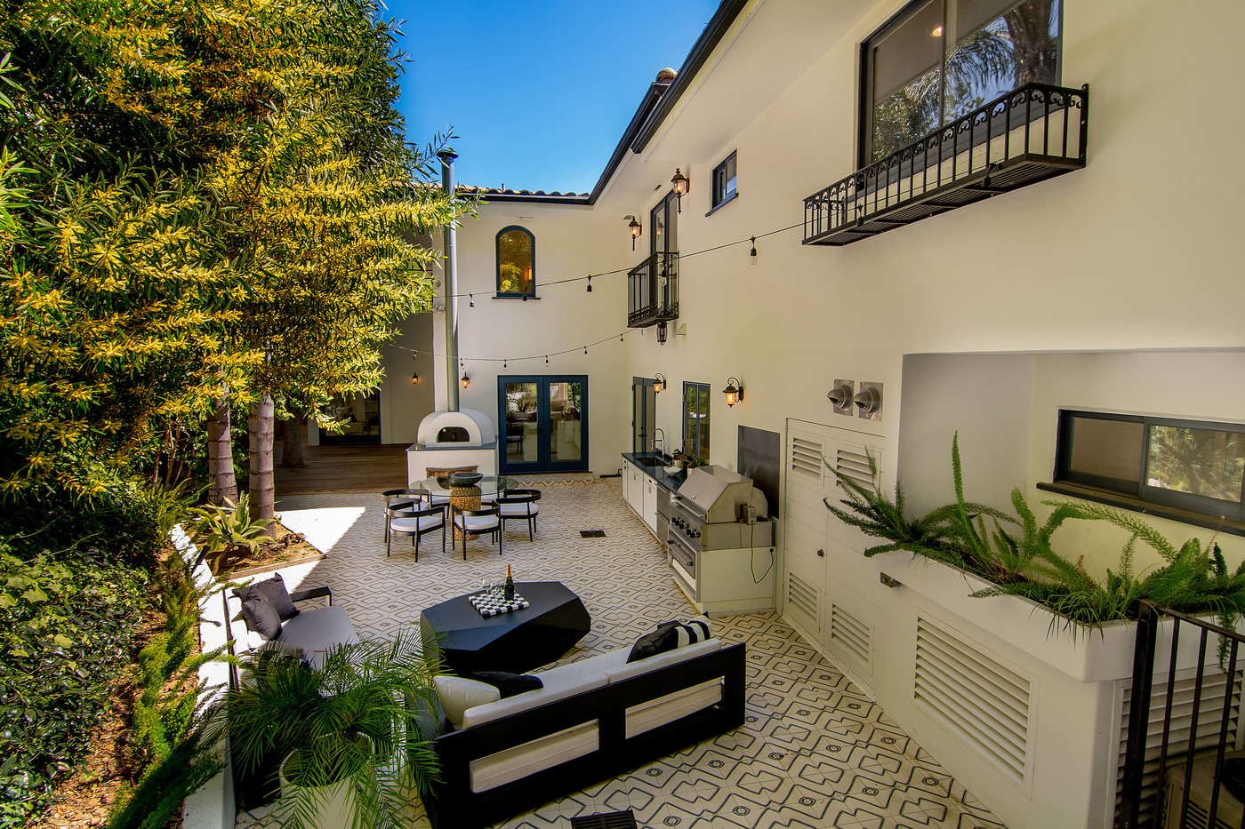 imagen 10 de Jessica Alba vende su casa de soltera en Beverly Hills.