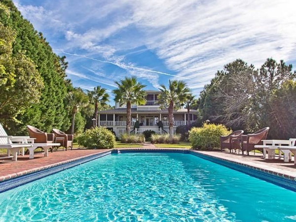 Sandra Bullock vende su casa de la playa en Tybee Island.