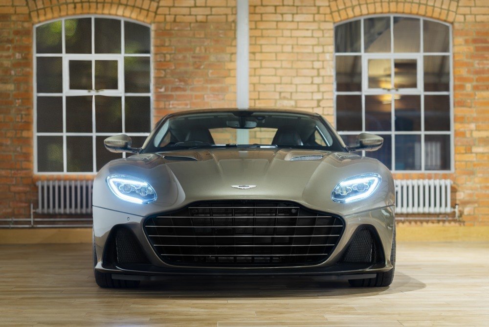 imagen 7 de El nuevo Aston Martin de Bond, James Bond.