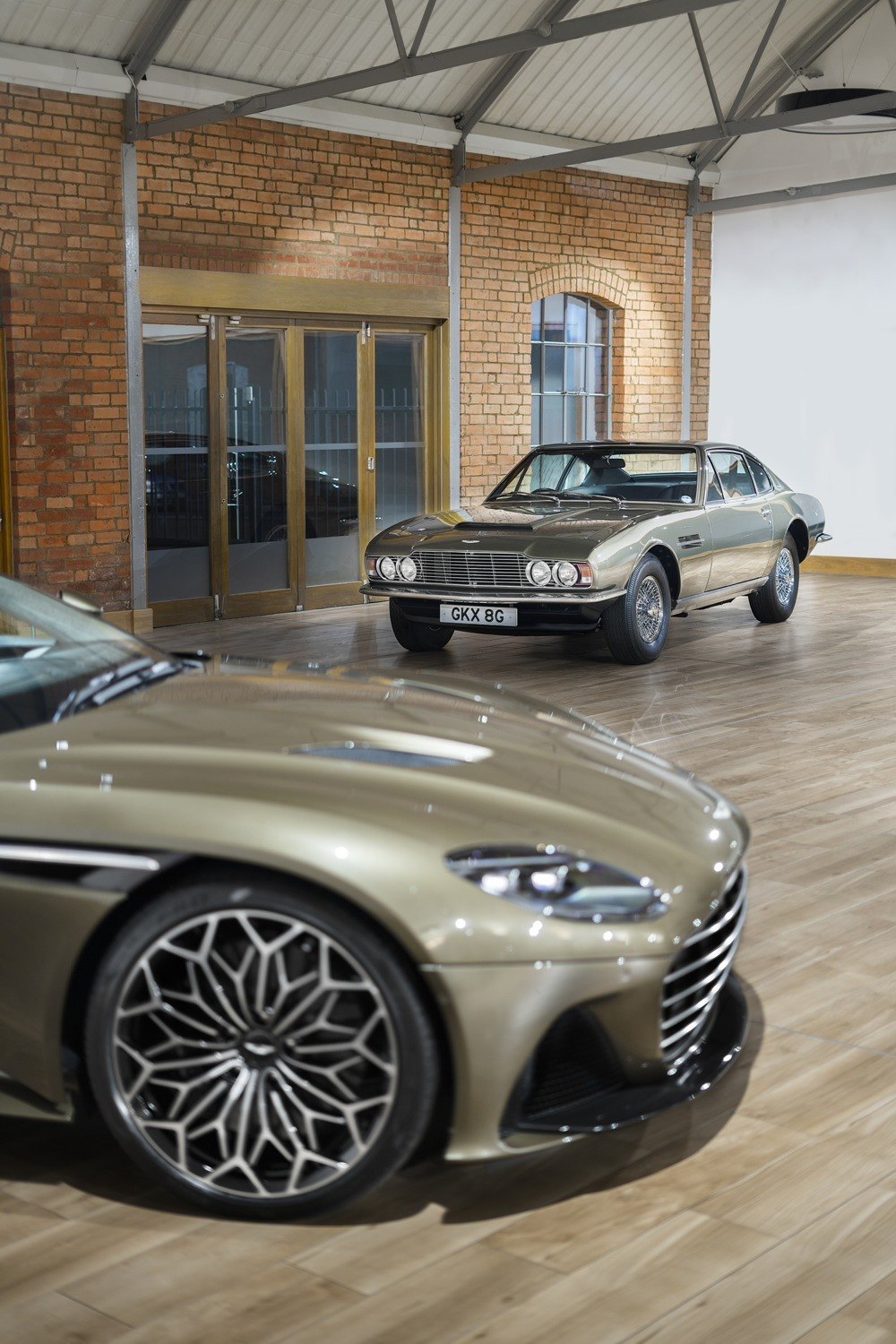 imagen 3 de El nuevo Aston Martin de Bond, James Bond.